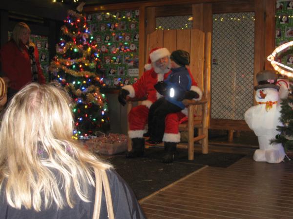 Main article image for story titled 'Rotary Club of Clearwater Annual Christmas Lightup'